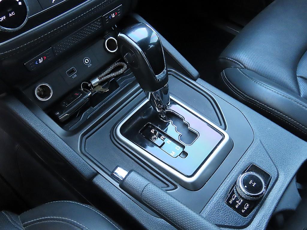 Ssangyong Rexton - Vista 10