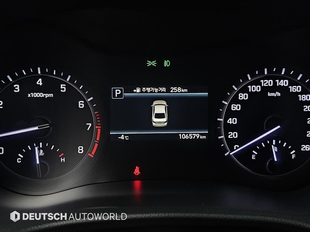 Genesis G80 - Vista 8