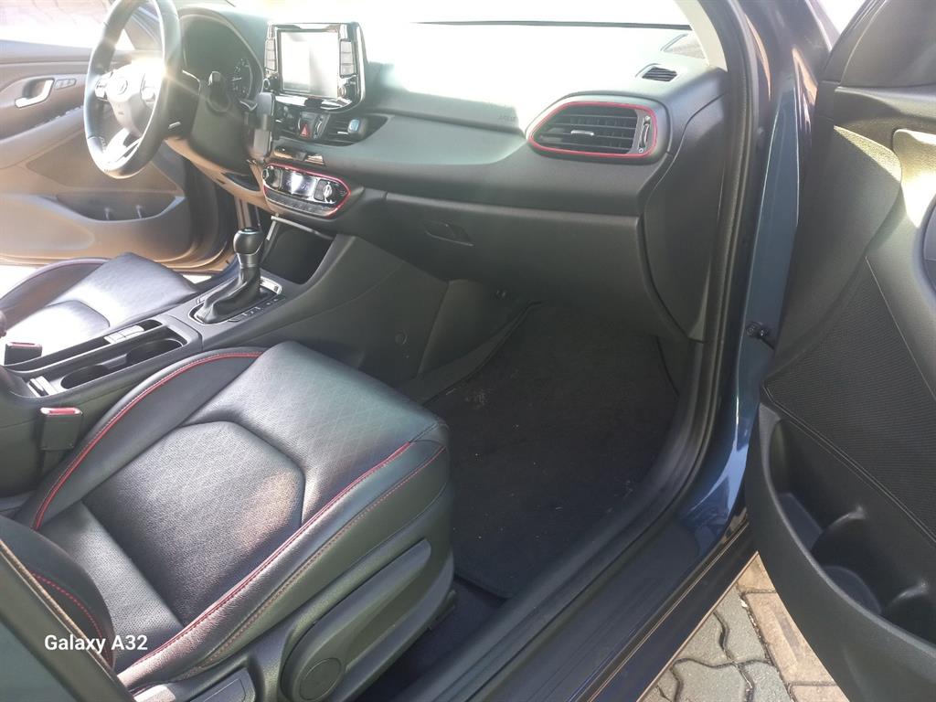 HYUNDAI i30 2018 Azul - Importación desde Corea - HF Imports Iquique - Foto 17