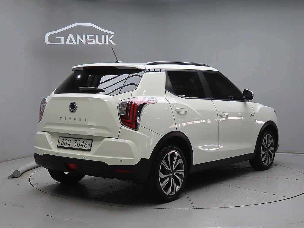 Ssangyong Tivoli - Vista 7