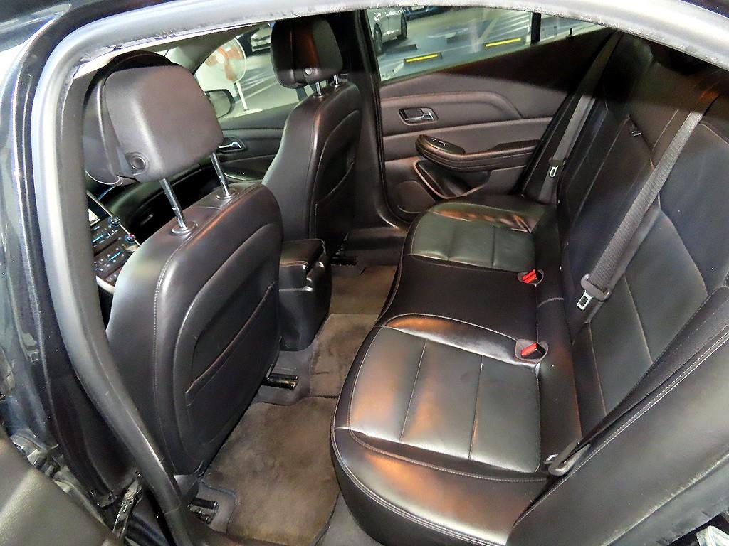 Chevrolet Malibu - Vista 7