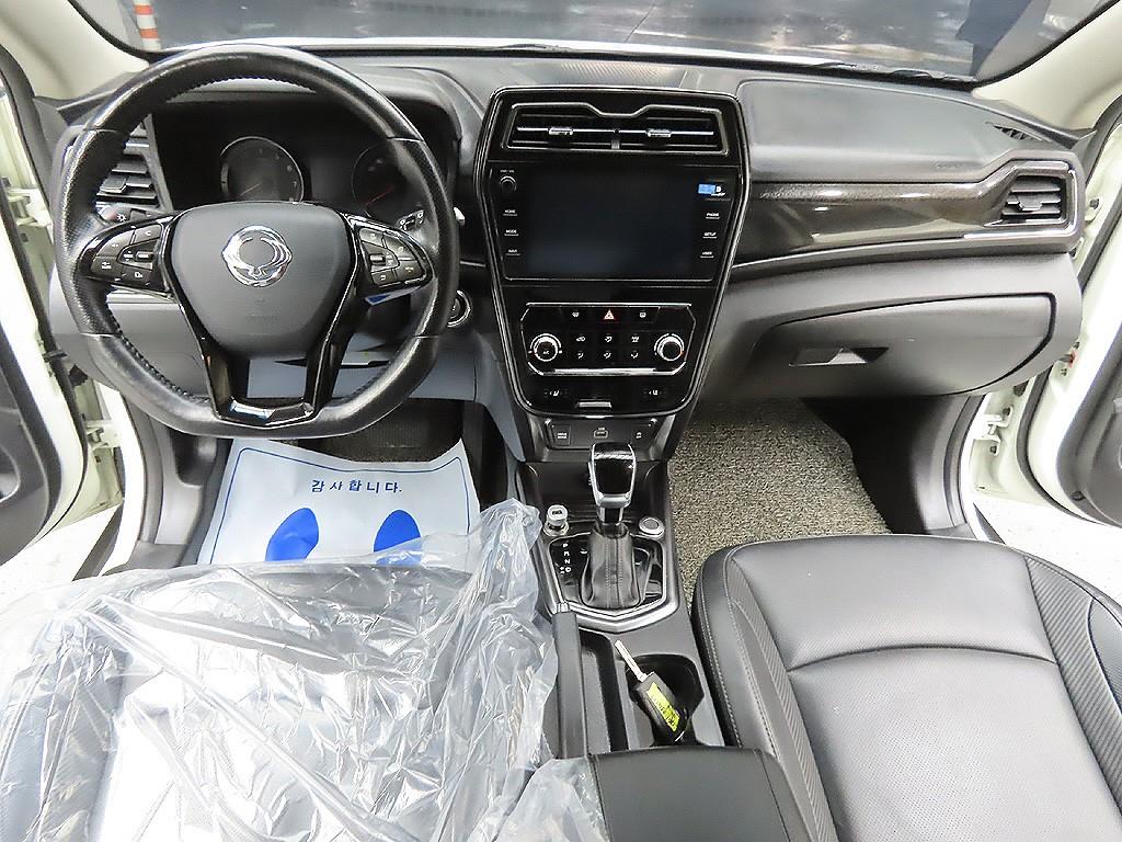Ssangyong Tivoli 2020 Blanco - Importación desde Corea - HF Imports Iquique - Foto 10