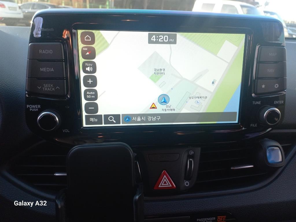 HYUNDAI i30 - Vista 9