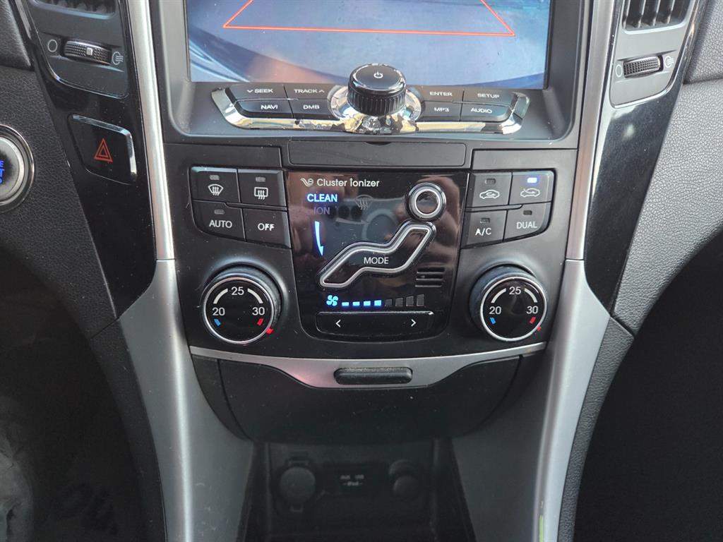 HYUNDAI Sonata - Vista 11