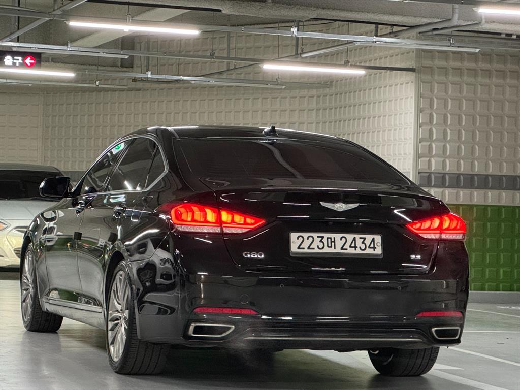 Genesis G80 - Vista 4