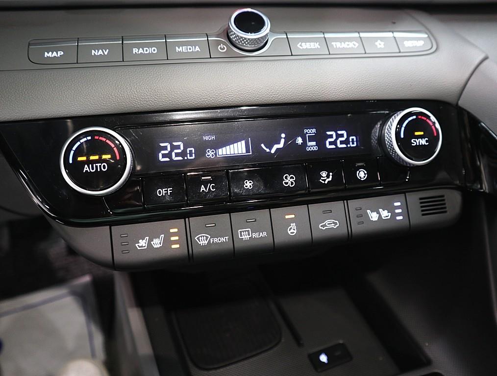 HYUNDAI Avante - Vista 12