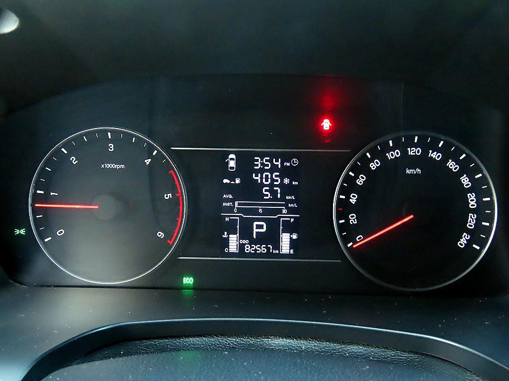 Ssangyong Rexton - Vista 9