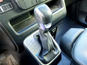 HYUNDAI Staria - Vista 10