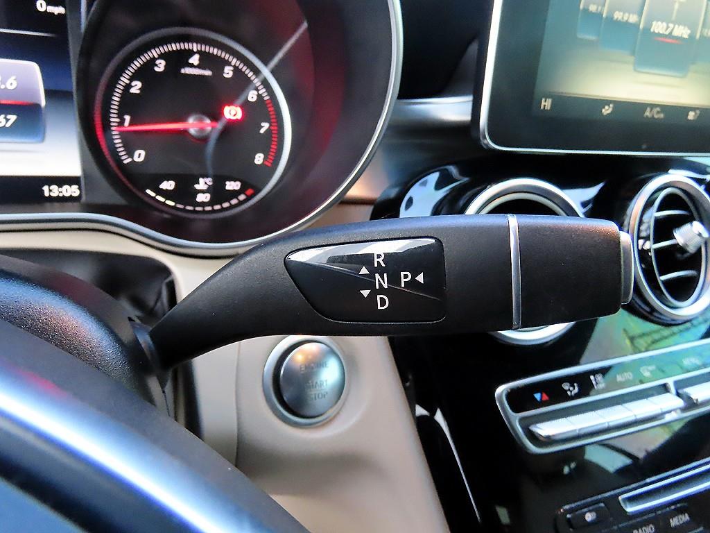 Mercedes Benz C Class 2017 Blanco - Importación desde Corea - HF Imports Iquique - Foto 15