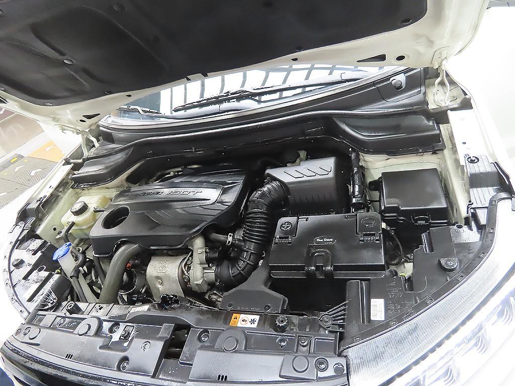 Ssangyong Tivoli 2020 Blanco - Importación desde Corea - HF Imports Iquique - Foto 7