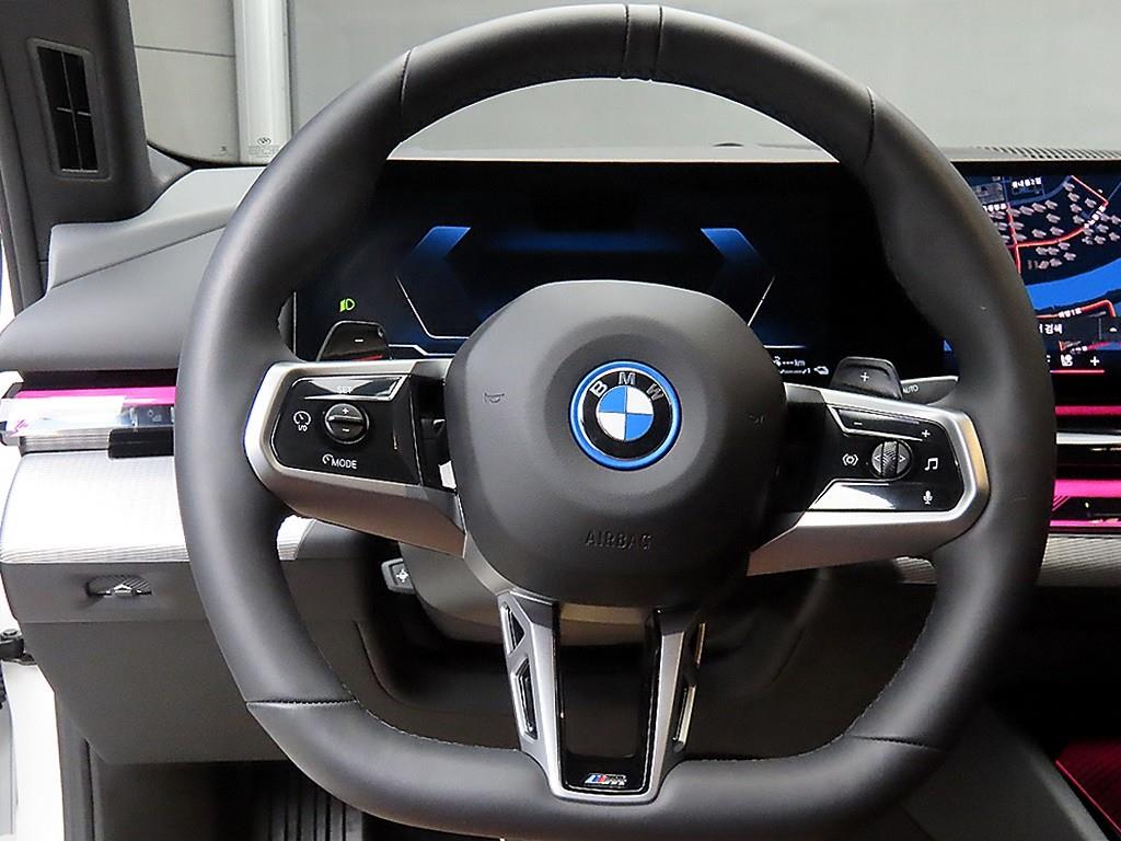 BMW 5 Series - Vista 9