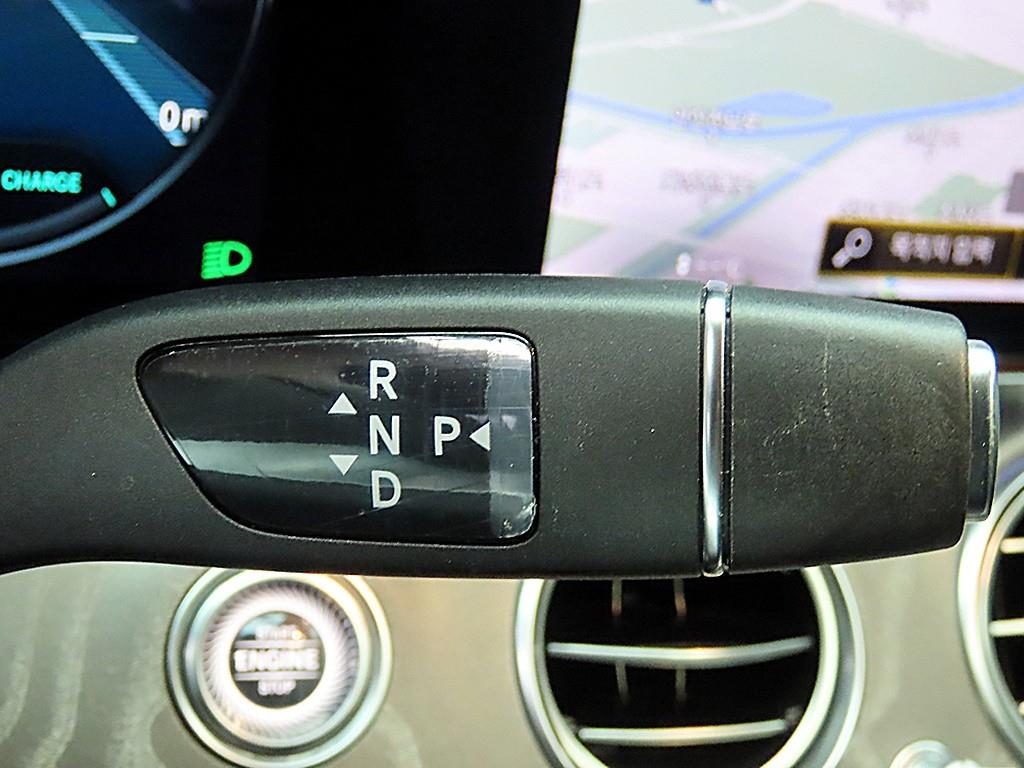 Mercedes Benz E class - Vista 10