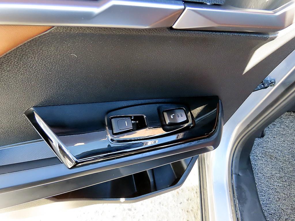 Ssangyong Torres 2023 Plateado - Importación desde Corea - HF Imports Iquique - Foto 16