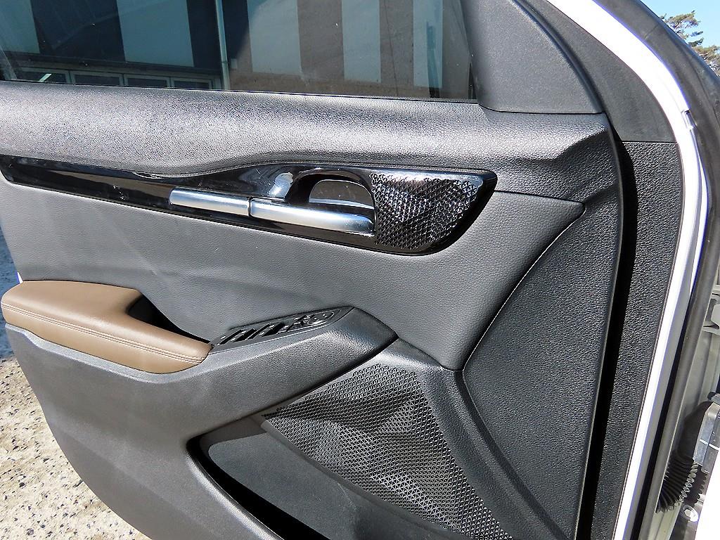 KIA Seltos - Vista 11