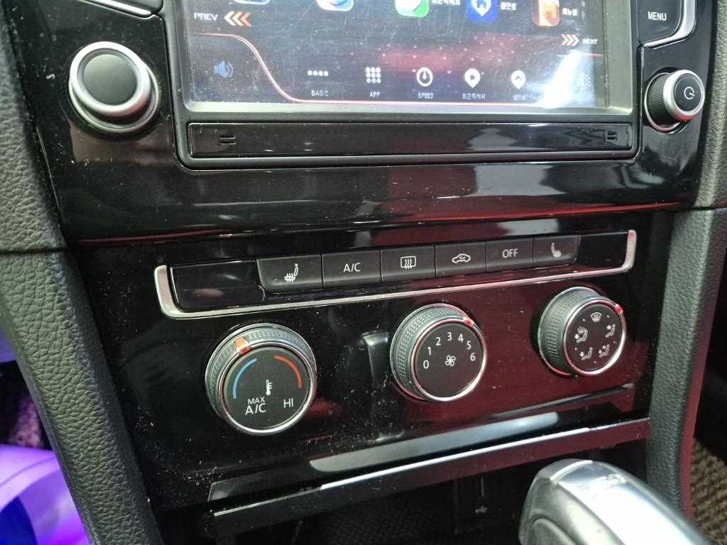 Volkswagen Golf 2015 Blanco - Importación desde Corea - HF Imports Iquique - Foto 15