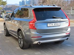 Volvo XC90 - Vista 8