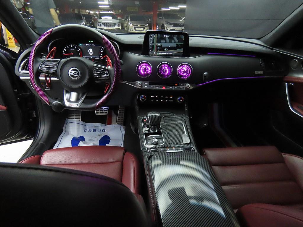 KIA Stinger - Vista 7