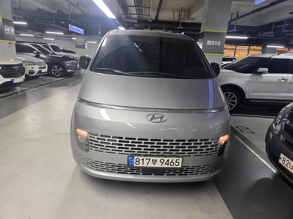 HYUNDAI Staria - Vista 5