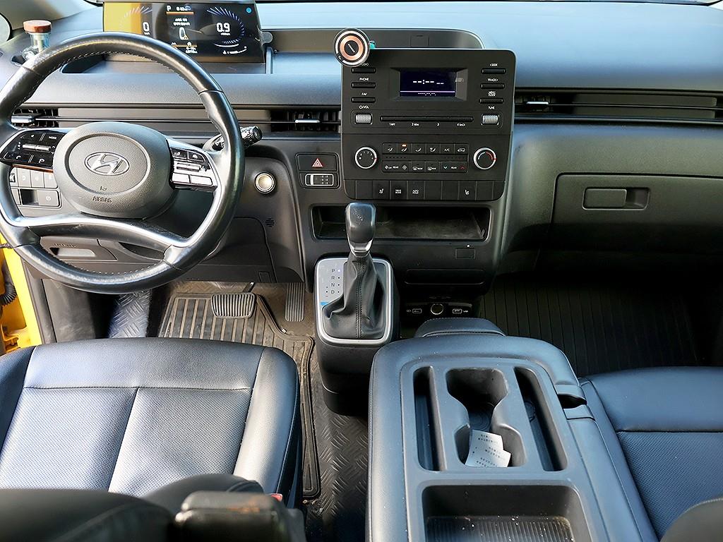 HYUNDAI Staria - Vista 5