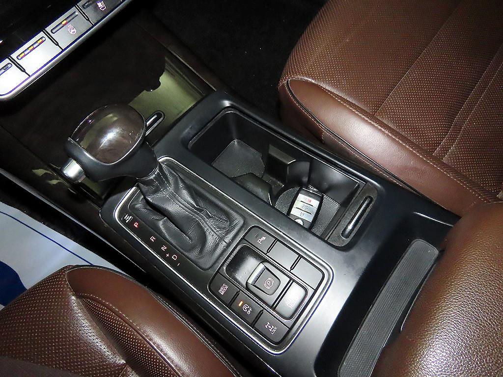 KIA Sorento - Vista 12