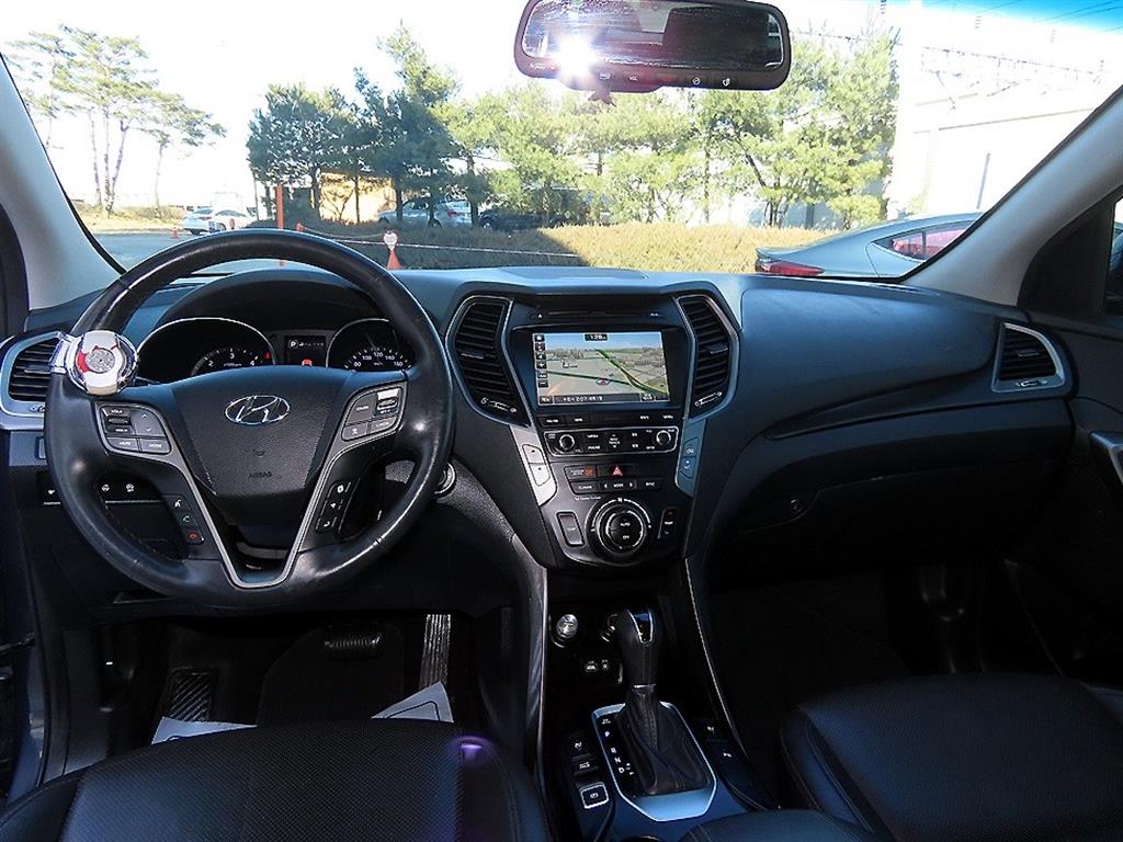 HYUNDAI Santa Fe - Vista 7