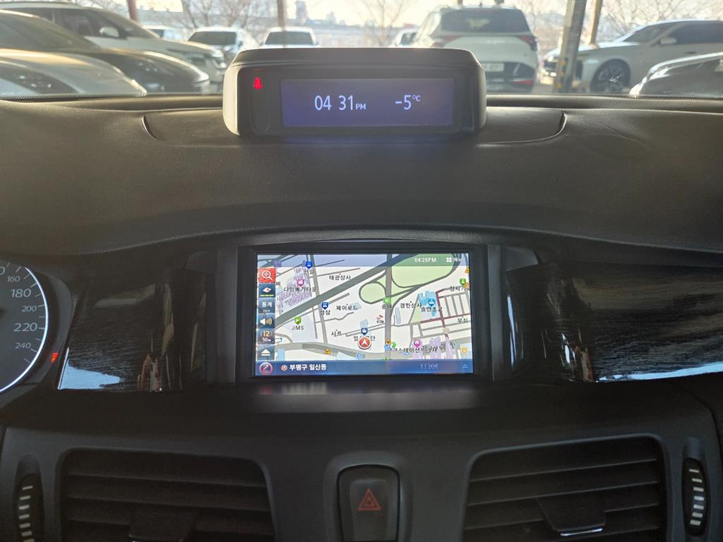 SAMSUNG SM5 - Vista 9