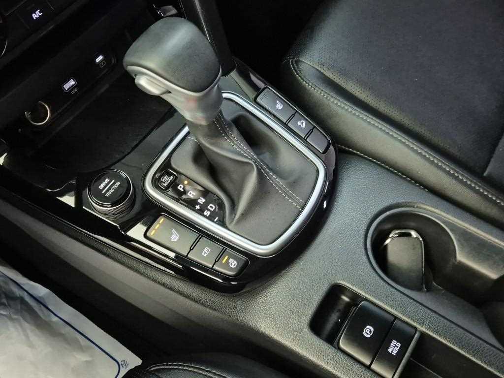 KIA Seltos - Vista 8