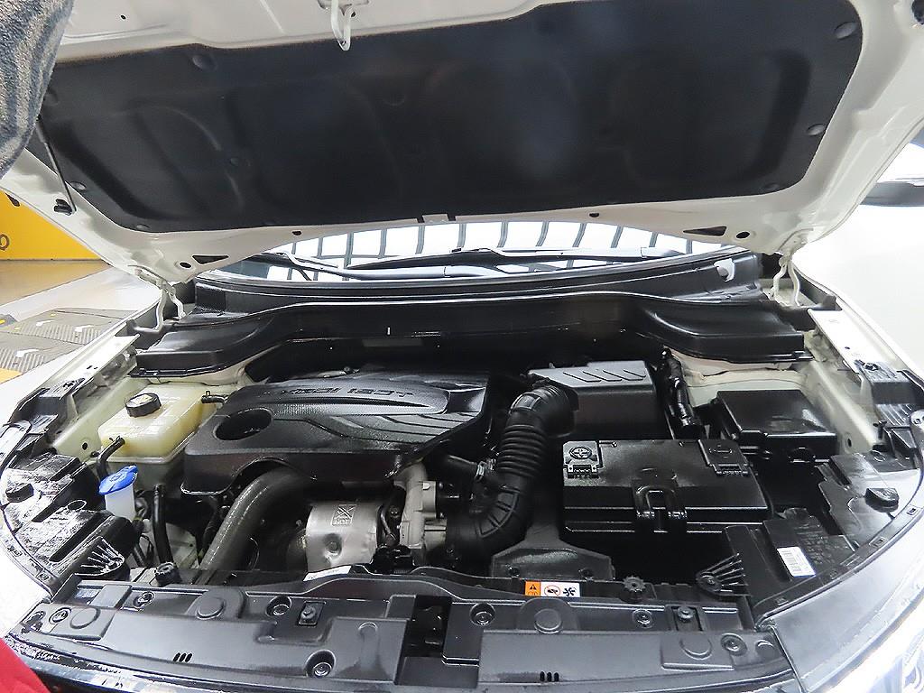 Ssangyong Tivoli 2022 Blanco - Importación desde Corea - HF Imports Iquique - Foto 8