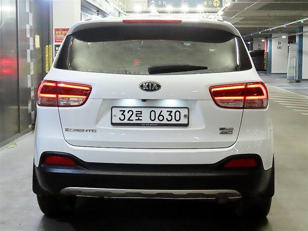 KIA Sorento - Vista 5