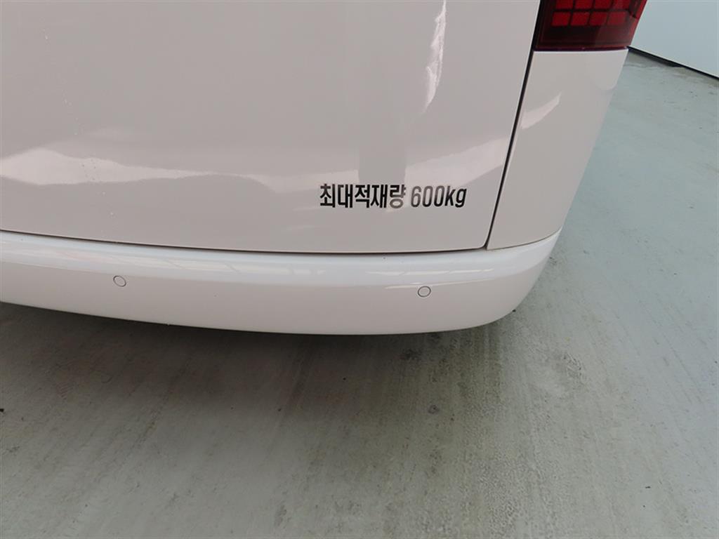 HYUNDAI Staria 2023 Blanco - Importación desde Corea - HF Imports Iquique - Foto 18