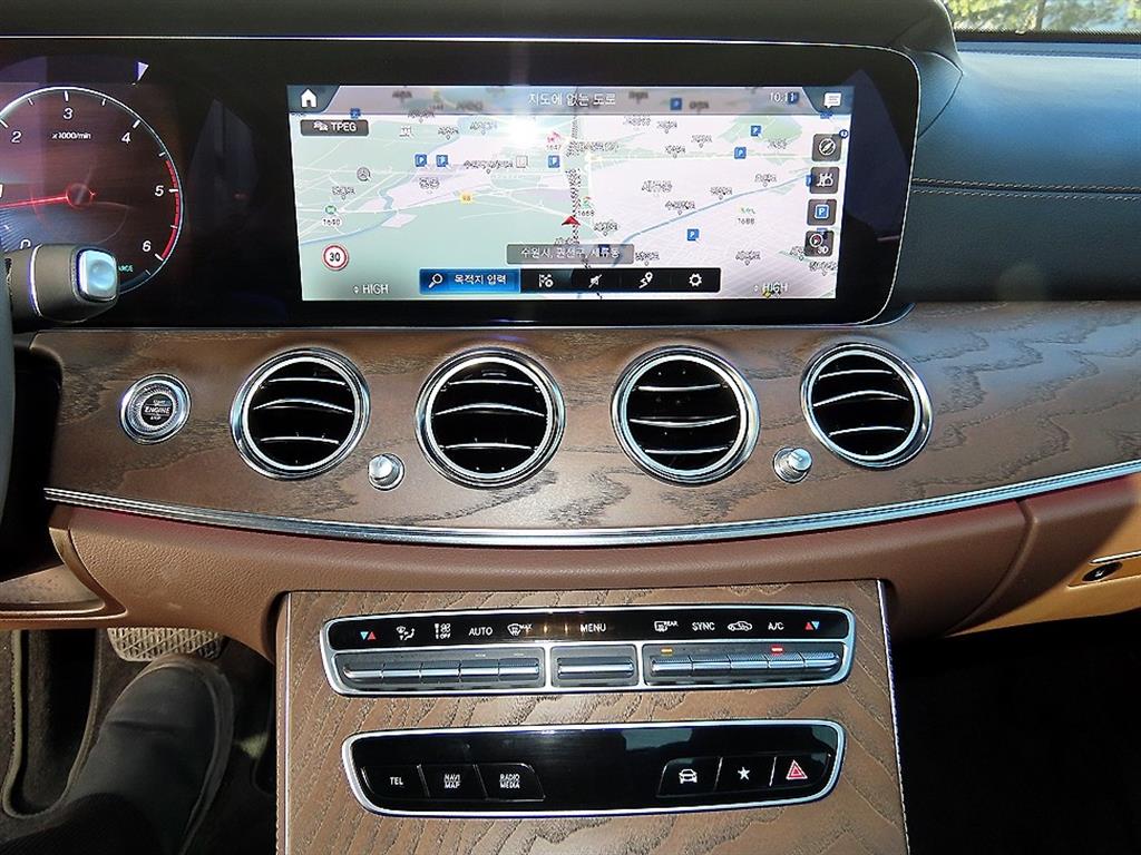 Mercedes Benz E class 2023 Blanco - Importación desde Corea - HF Imports Iquique - Foto 14