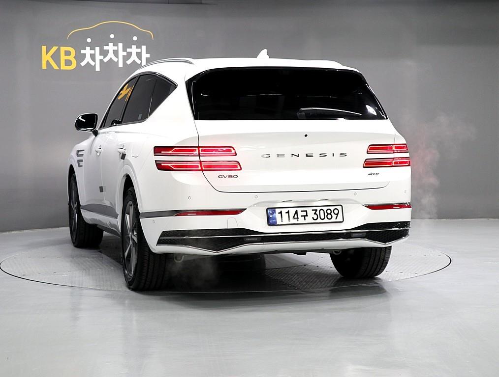 Genesis GV80 - Vista 4