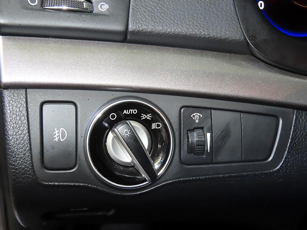 HYUNDAI i40 2012 Gris - Importación desde Corea - HF Imports Iquique - Foto 13