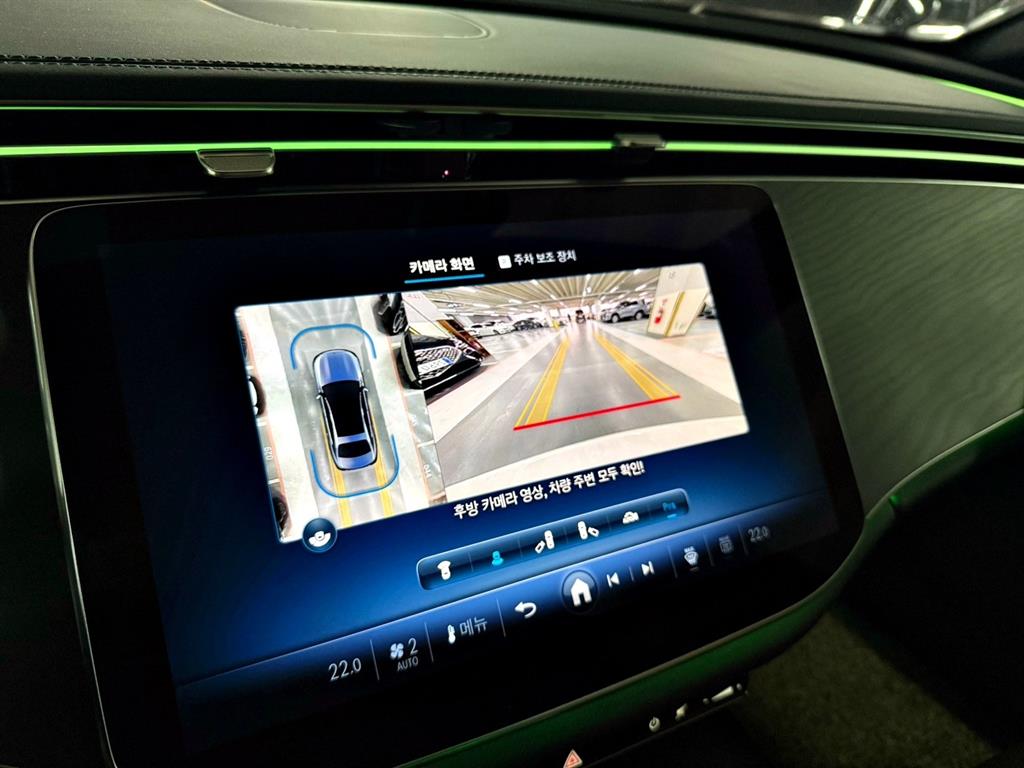 Mercedes Benz E class - Vista 12