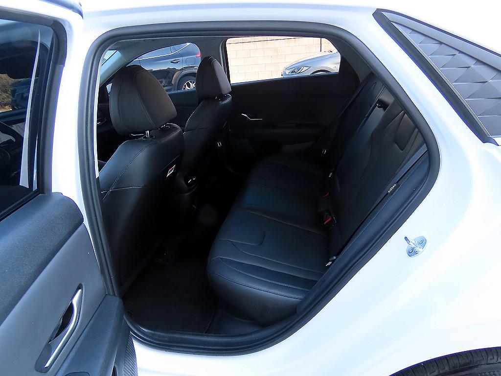 HYUNDAI Avante - Vista 6