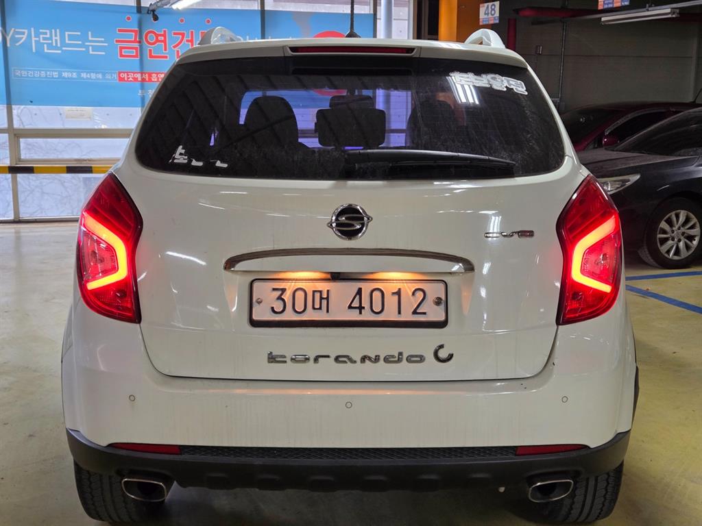 Ssangyong Korando - Vista 4