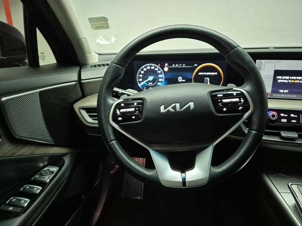 KIA K8 - Vista 9