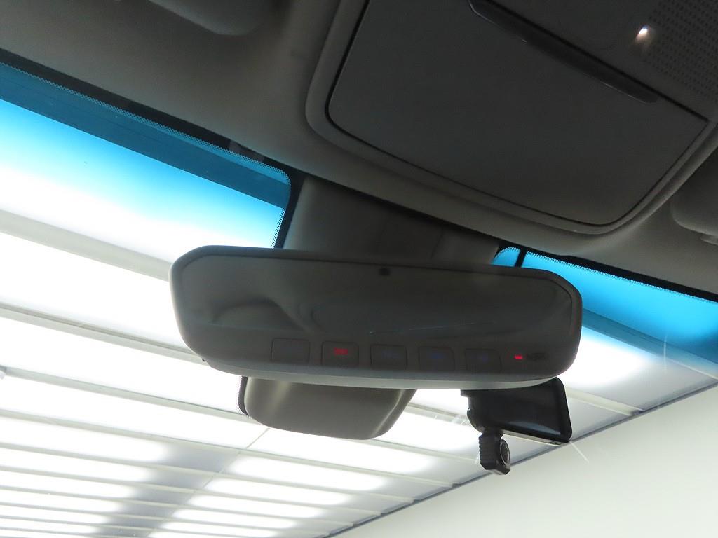 Genesis G90 - Vista 12