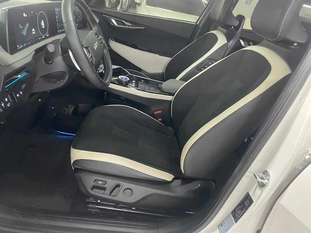 KIA EV6 2022 Blanco - Importación desde Corea - HF Imports Iquique - Foto 16