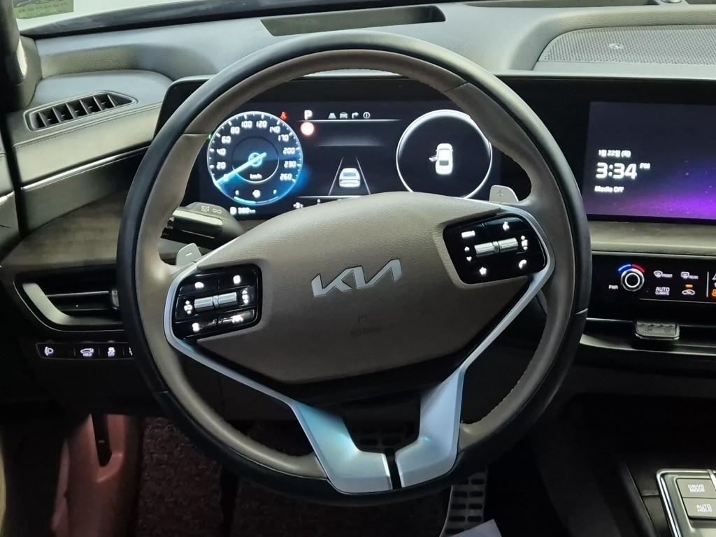 KIA K8 - Vista 9
