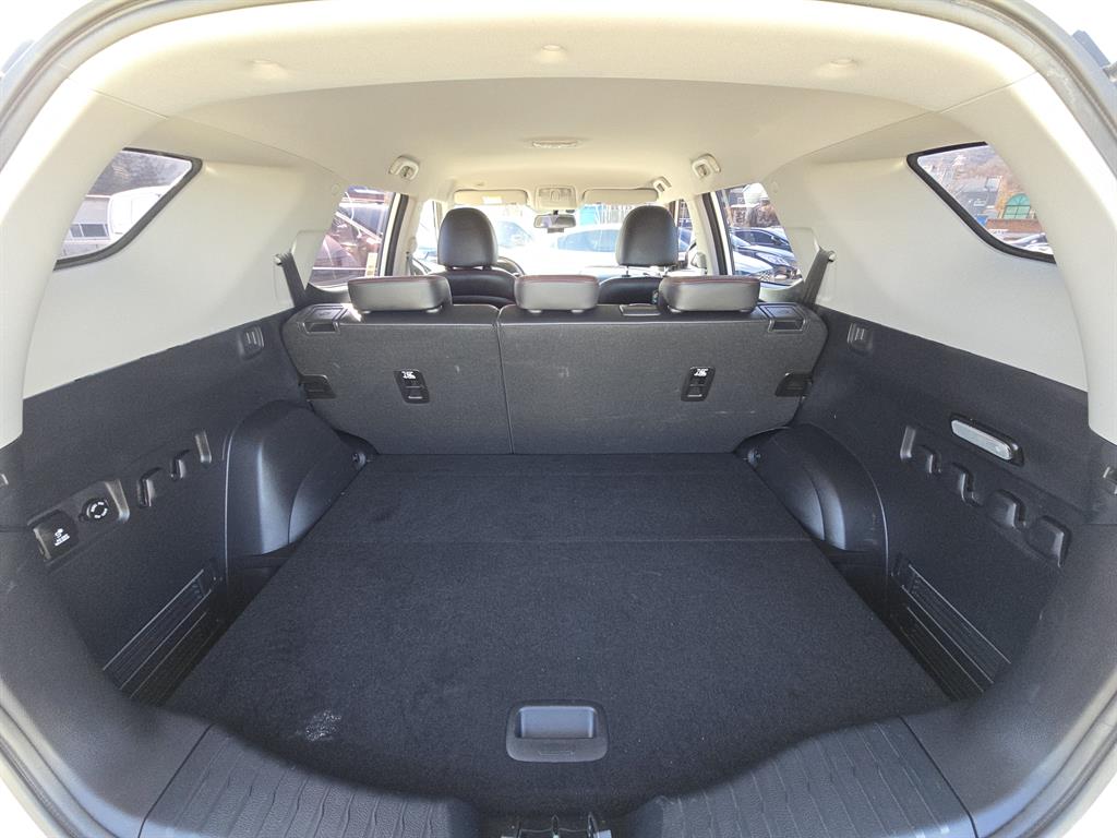 Ssangyong Tivoli 2019 Blanco - Importación desde Corea - HF Imports Iquique - Foto 17