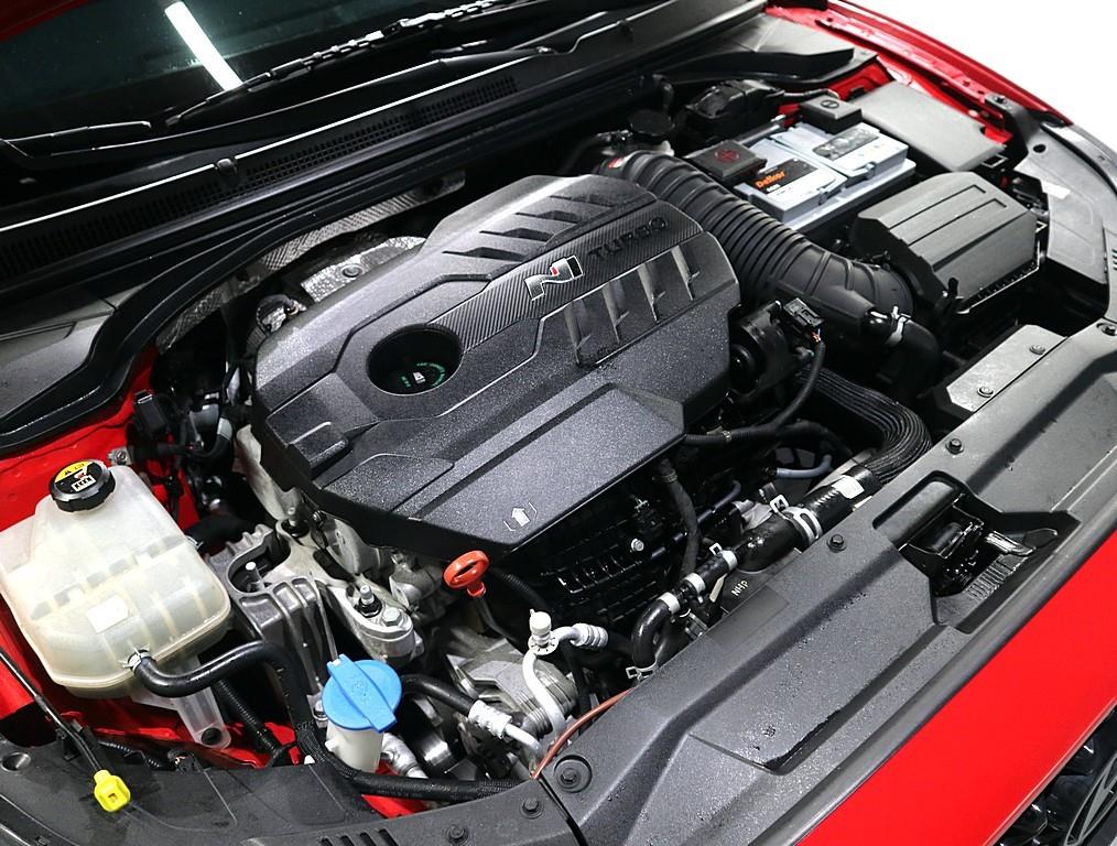 HYUNDAI Veloster - Vista 6