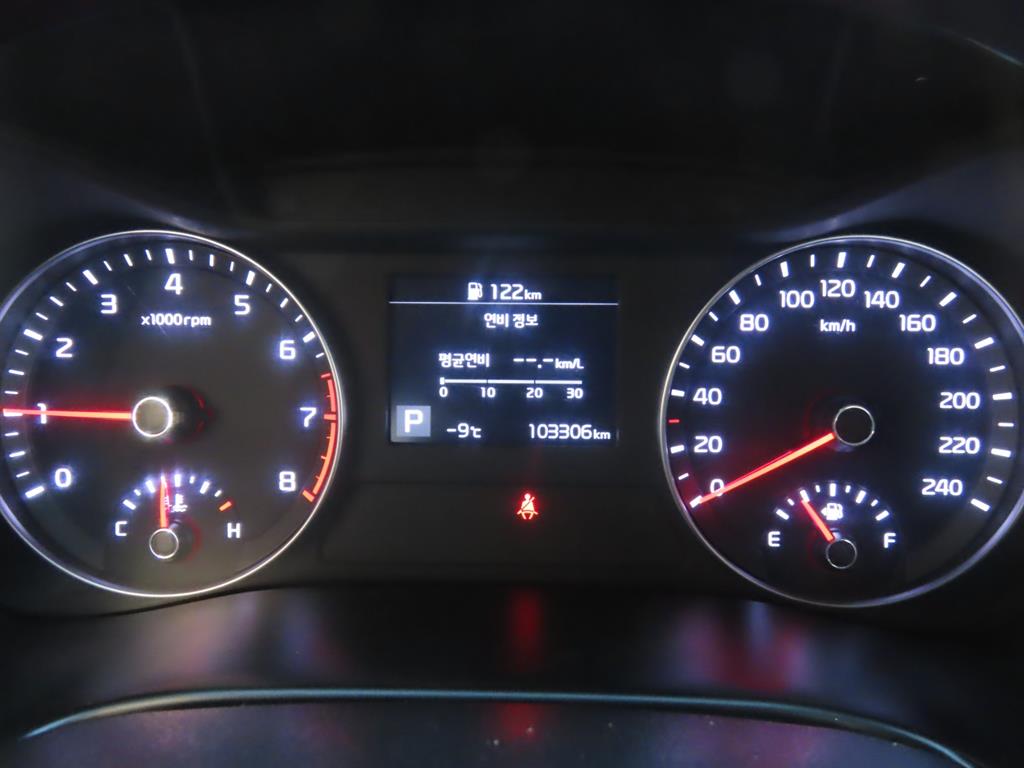 KIA K3 2019 Blanco - Importación desde Corea - HF Imports Iquique - Foto 8