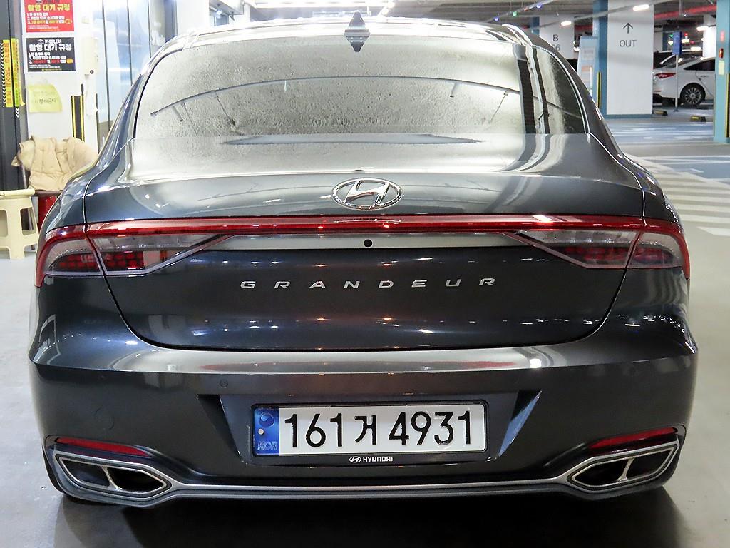 HYUNDAI Grandeur - Vista 5