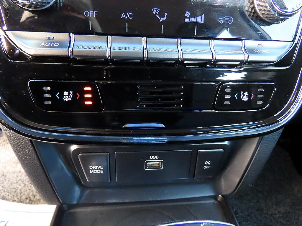 Ssangyong Tivoli 2021 Blanco - Importación desde Corea - HF Imports Iquique - Foto 14