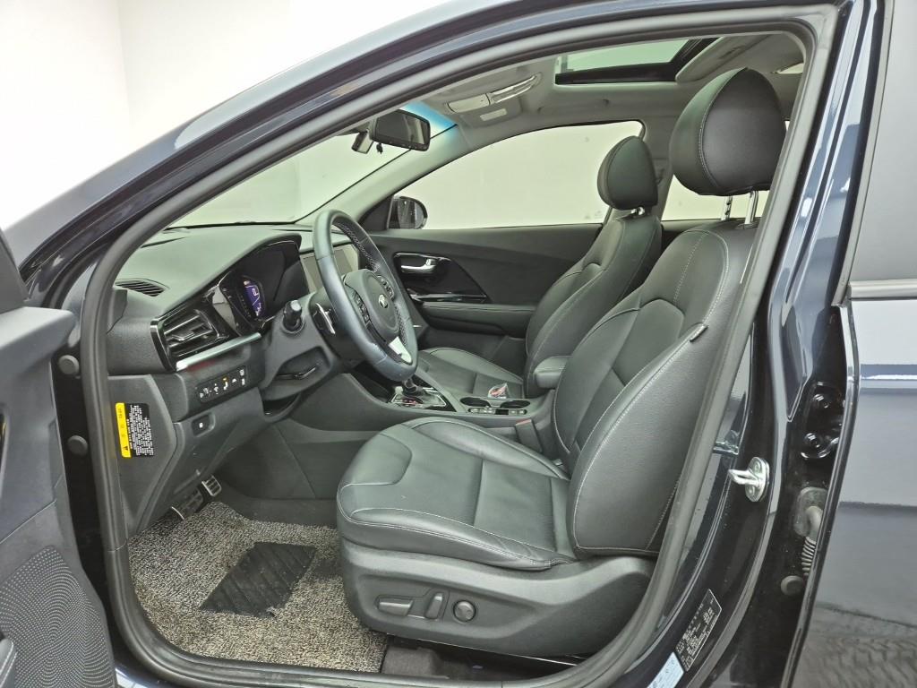 KIA Niro - Vista 11