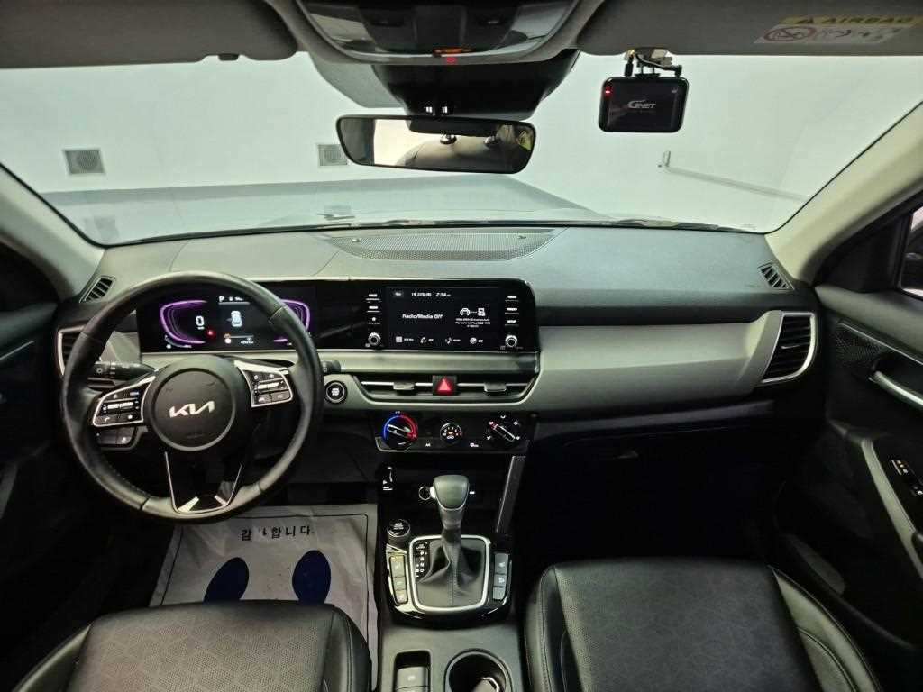 KIA Seltos - Vista 7