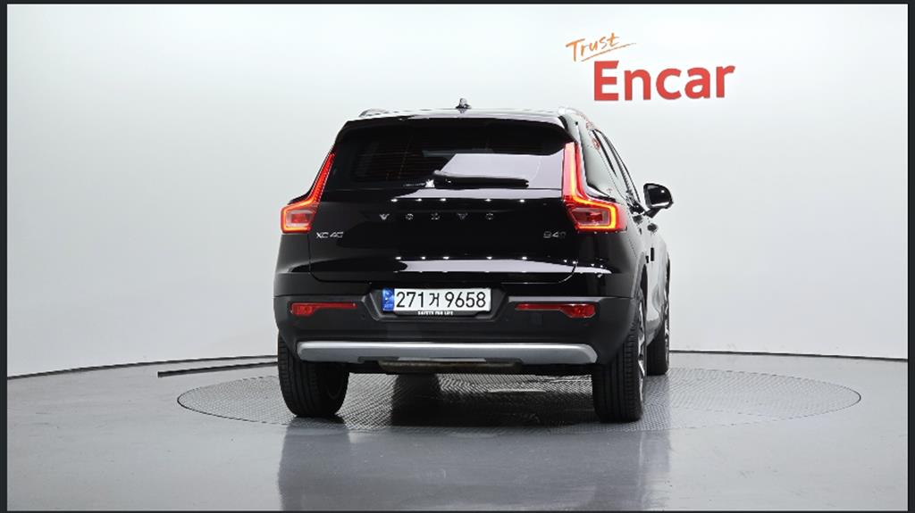 Volvo XC40 - Vista 6