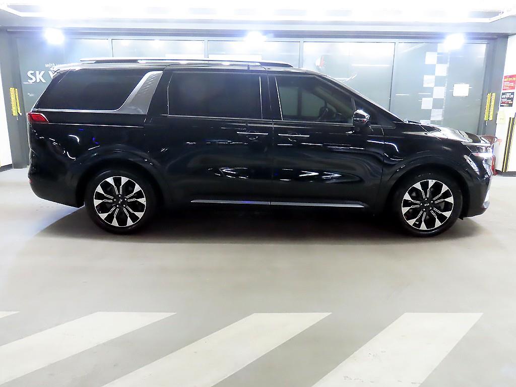 KIA Carnival - Vista 3