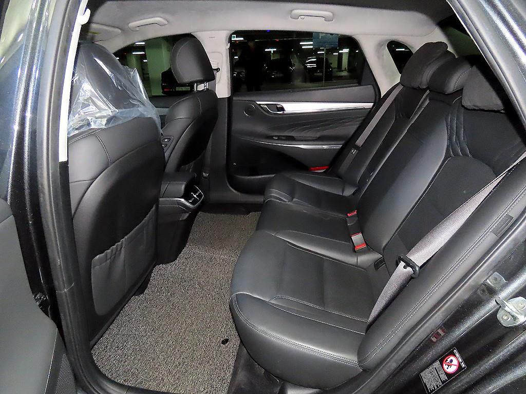 HYUNDAI Grandeur - Vista 7